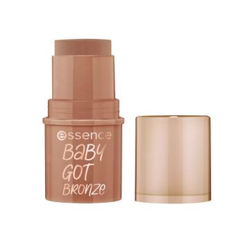 Essence Baby Got Bronze Стик бронзант за лице х 5,5 грама, цвят 40 Hazelnut Hug
