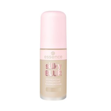 Essence Silky Blur Дълготраен фон дьо тен за гладък и естествен матов завършек х30 мл, 155