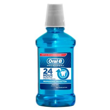 Oral-B Pro-Expert Professional Protection Вода за уста с 24-часова защита на устната кухина x250 мл
