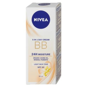 Nivea Essentials Light BB Крем за 24ч хидратация и равномерен тен х50 мл