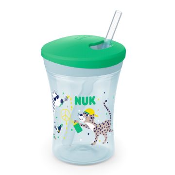 Nuk Evolution Action Cup Неразливаща чаша със сламка за деца над 12 месеца x230 мл, Green