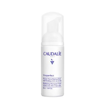 Caudalie Vinoperfect Озаряваща микропилинг пяна x50 мл