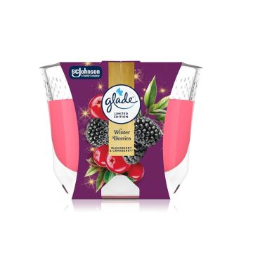Glade Winter Berries Ароматна свещ с аромат на къпина и боровинка х112 грама