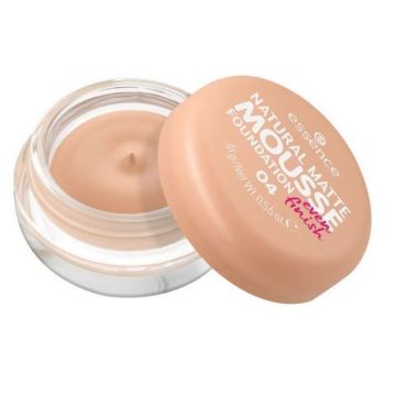 Essence Natural Matte Фон дьо тен мус за лице, 04