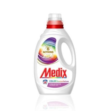 Medix 6 Action Color Premium Perfume Kонцентриран перилен препарат за цветни дрехи x 1100 мл, 20 пранета